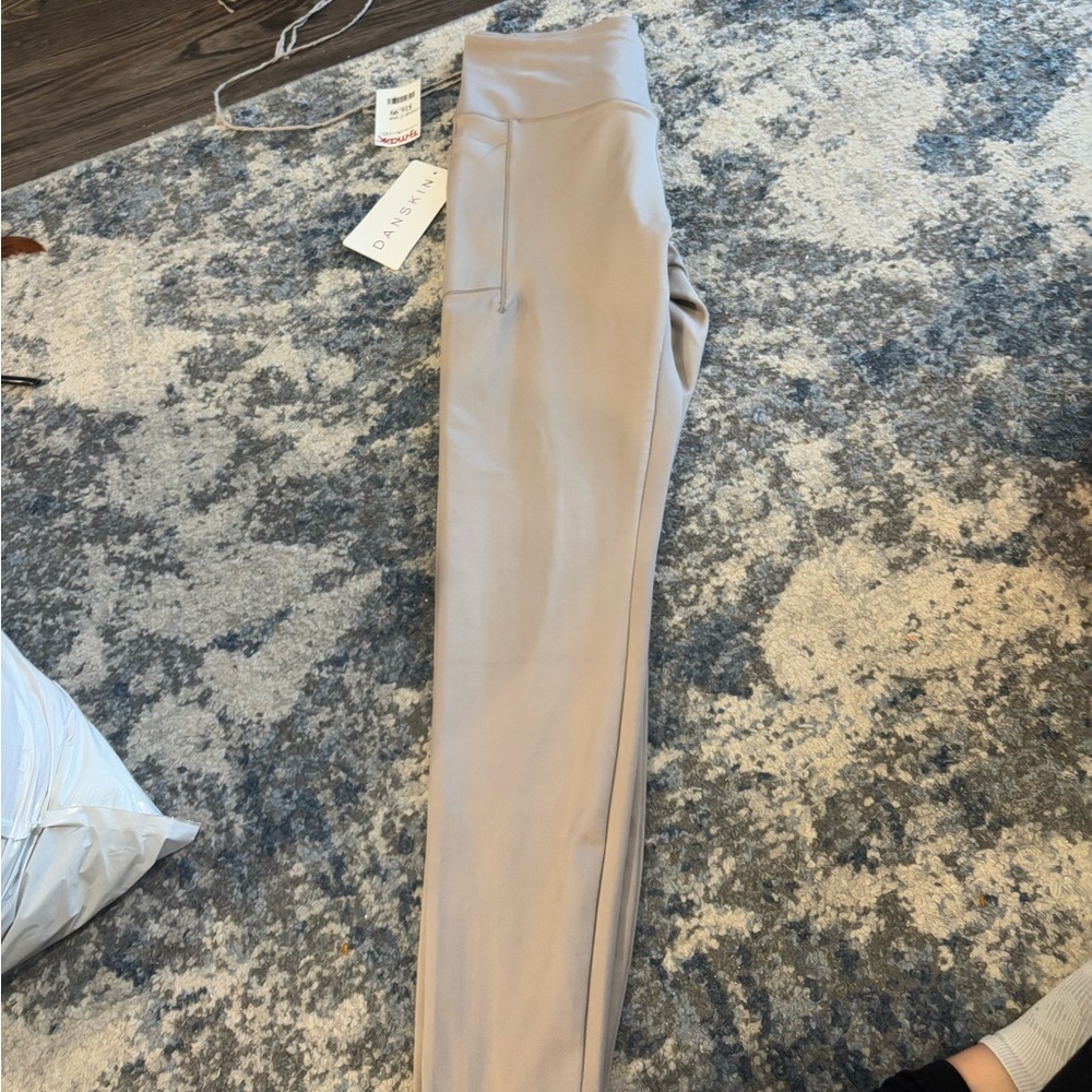 Danskin Tan Medium Leggings